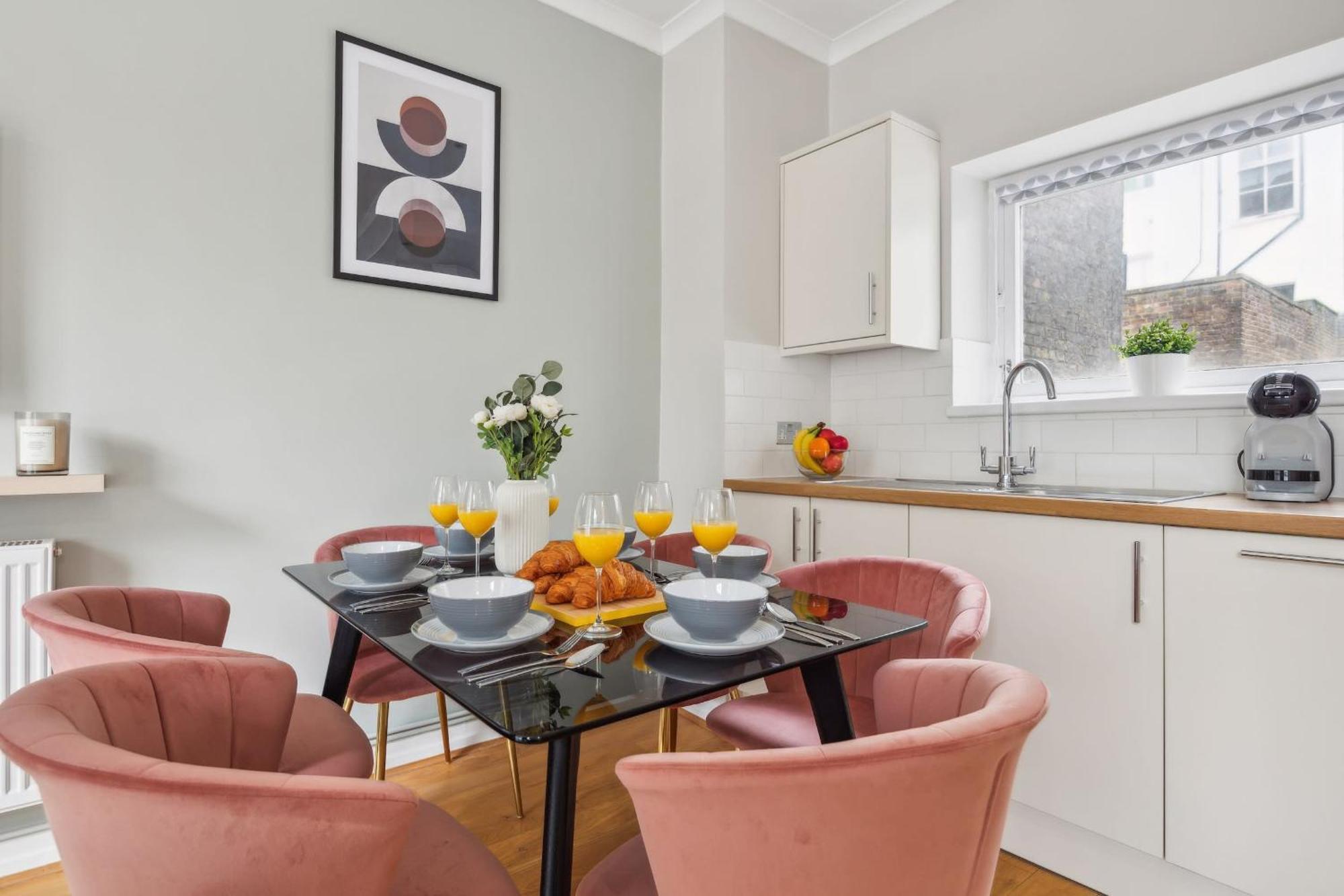 The Heart Of Westminster - 2Br - Cityapartmentstay Londra Esterno foto